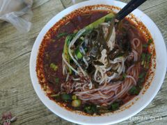 麻辣米线-成都名小吃(桃园西路店)