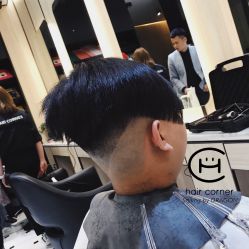 -HAIR CORNER
