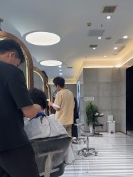 -SUNLON秀隆时尚烫染定制沙龙