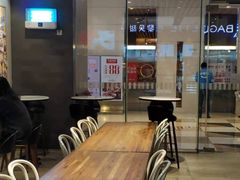-巴黎贝甜(大宁国际商业广场店)