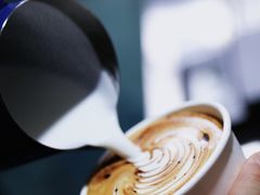 咖啡师拿铁-2326 Coffee Roaster咖啡豆可选店(林肯公园店)