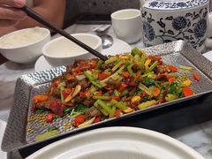 -小菜园新徽菜(宜兴八佰伴店)