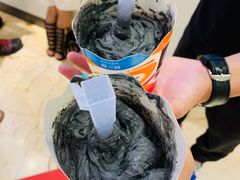 灰小椰麦旋风-麦当劳(新世纪环球中心店)