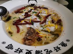 -江渔儿酸菜鱼·拔草餐厅(虎门君乐汇店)