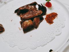 -红鼎豆捞·非遗鲍皇汤火锅(宝丰路店)