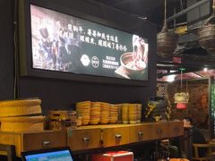 -吃饭皇帝大土家民族菜(正大广场店)