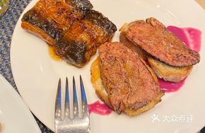 Rossini Filet Mignon with Foie Gras
