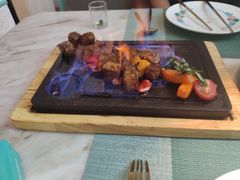 田园澳洲骰子牛肉-蜜桃花开·中西融合菜E&W(南长街店)