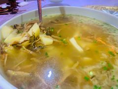 彝家酸菜汤-阿斯牛牛十二餐厅•四季餐厅(民族大道店)