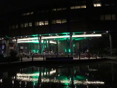 -上海滴水湖皇冠假日酒店