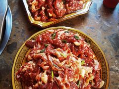 -黄利砖万峰林布依特色酸笋牛肉馆