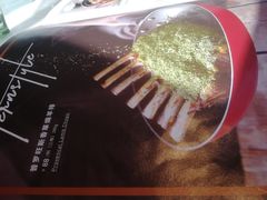 -港丽餐厅(高德置地店)