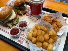 -The Habit Burger Grill 哈比特汉堡(复兴soho店)