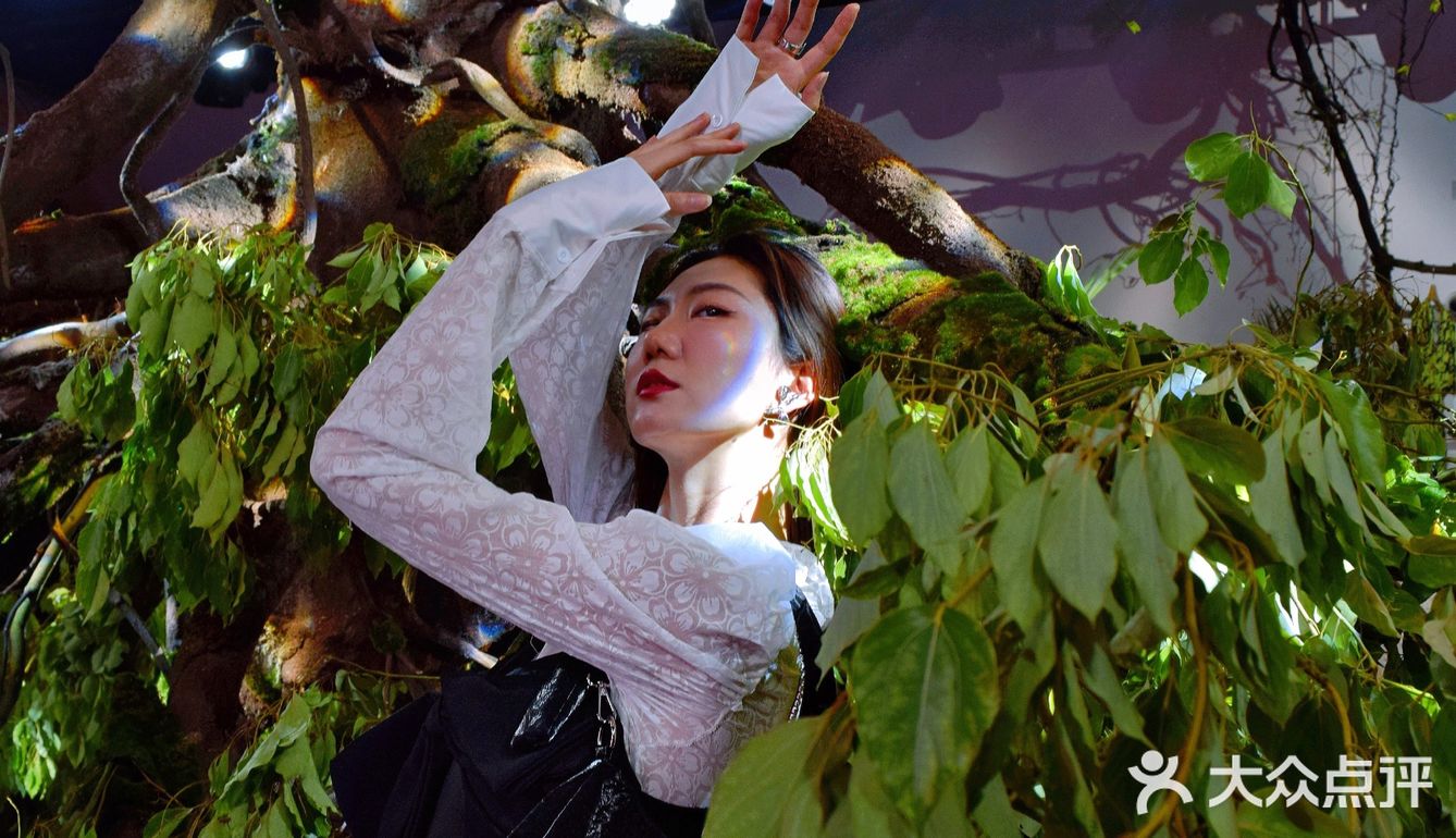 🌲🌱🍃#JNBY温室创意展