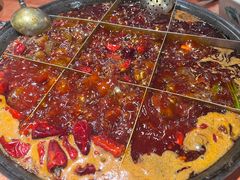 -周小明火锅(黑金冠社区店)