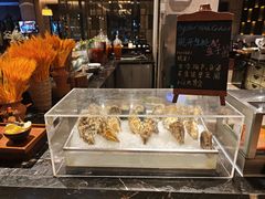 -广州万富希尔顿酒店·感趣自助餐厅·金秋蟹宴生蚝海鲜刺身烧烤