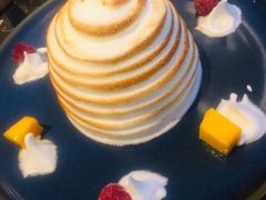 -港丽餐厅(高德置地店)