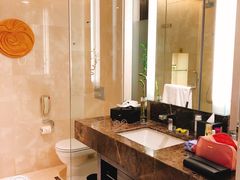 -青岛海尔洲际酒店