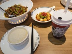 -太二酸菜鱼(kk mall店)