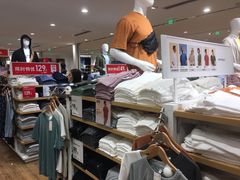 -优衣库(上海金桥太茂店)