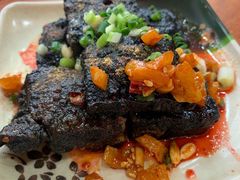 -爆炸头阿姨小四川正宗川味小吃(无任何分店)