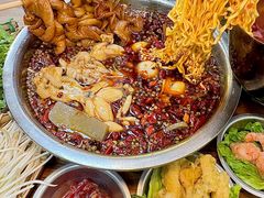 -赵美丽·重庆社区火锅·直营店(火车东站·中豪国际店)