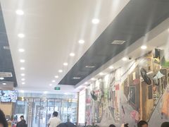 -江城燕子大排档(江汉路步行街店)