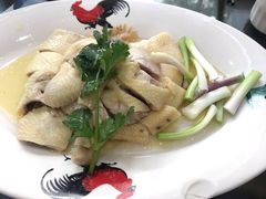 金牌家乡盐水鸡-红星光发煲仔饭(文海店)