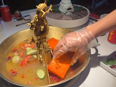 -小龙翻大江文化火锅(宽窄店)