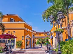 -佛罗伦萨小镇广佛名品奥特莱斯(疏港路店)