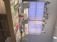 -天空之镜眼镜店蔡司依视路配镜授权零售店(望京颐堤港店)