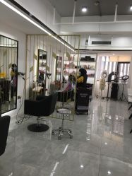 -AB hair salon
