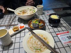 -湘人龙记老长沙米粉(华普国际大厦店)