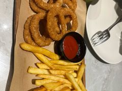 -必胜客(WOW南雄店)