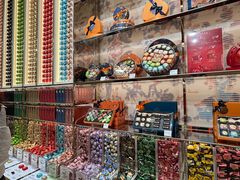 -VENCHI 闻绮(上海佛罗伦萨小镇店)