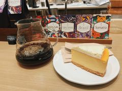 -星巴克臻选(深圳龙华红山天虹店)