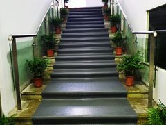 -九牧鱻·渝老鬼重庆火锅(人民路店)