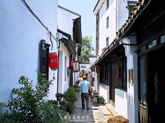-张家港凤凰山景区恬庄古街