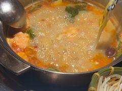 -喃喃椰·糟粕醋·椰子鸡火锅(七堡花园店)