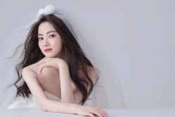 -唯一旅拍·颂当代影像艺术中心(上城店)