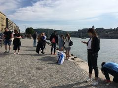 -多瑙河畔鞋履雕塑