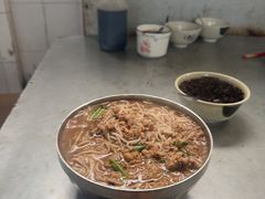 -正宗杨记普洱酸醋米线(总店)