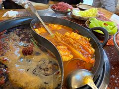 -赵美丽·重庆社区火锅·直营店(火车东站·中豪国际店)