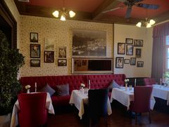 -塞纳河法国餐厅(意式风情街店)