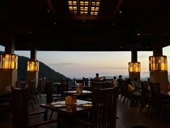 -三亚亚龙湾人间天堂鸟巢度假村
