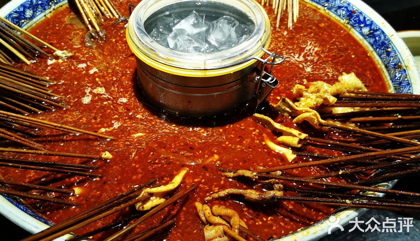 凉皮一元一份,可想而知现在生意不好做啊