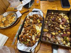 -老东镇啤酒屋海鲜加工·蒸汽海鲜·海鲜烧烤(台东店)