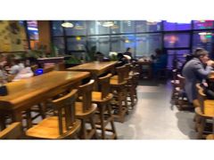 大堂-汉森熊啤酒屋(雨耕山店)