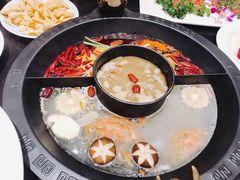 -重庆德庄火锅(体育中心店)