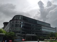 -上海跨国采购会展中心